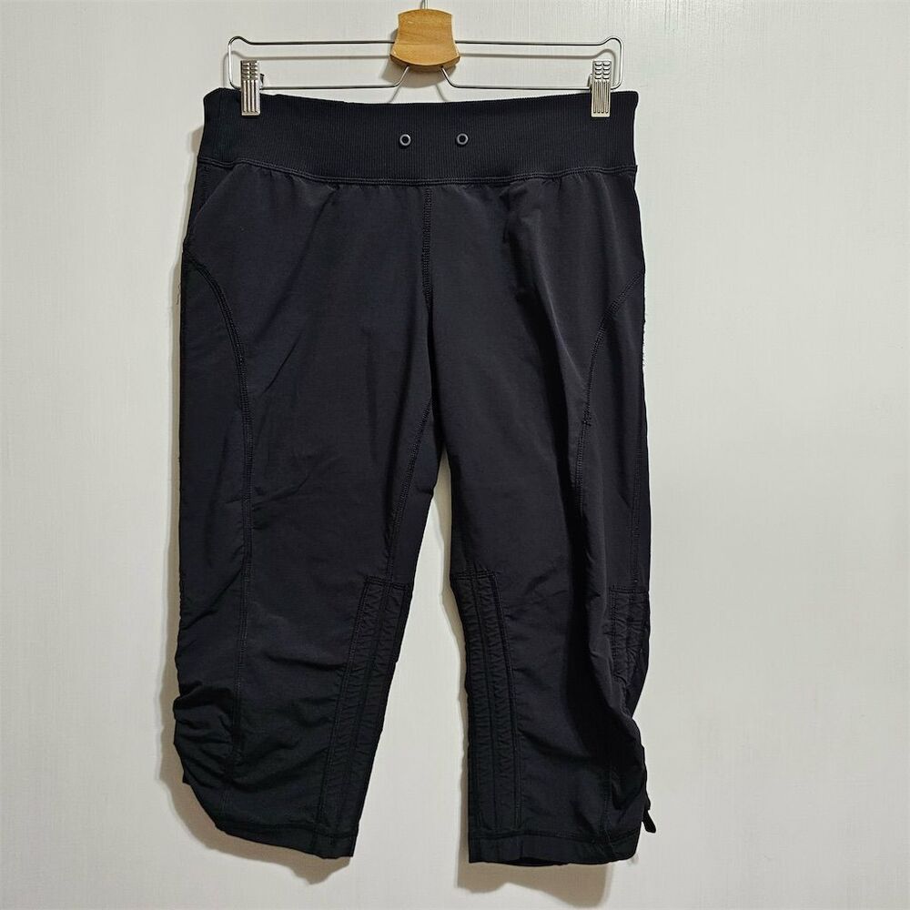 Zella Women's Black Cropped Athletic Pants Size 10 Elastic Waist Ruched Detail